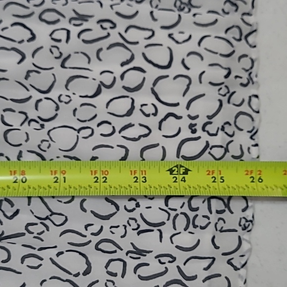 Nine West Black & White Abstract Polka-dot Pleated Blouse size XL - Picture 9 of 9